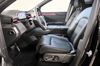https://vehicle.imgix.net/4282486/5eec59a0-1c48-4f32-903d-b8e924b12976.jpg