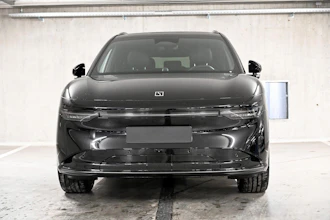 https://vehicle.imgix.net/4282486/99263590-cb7f-4b92-94bd-cbca3aad8be2.jpg