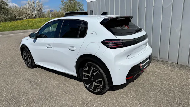 Peugeot 208 1.2 Hybrid 145 GT