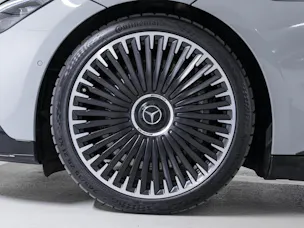 Mercedes-Benz EQE 43 AMG 4MATIC
