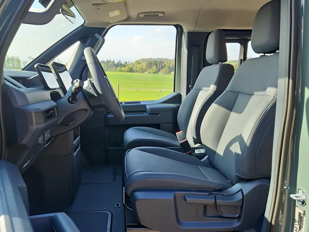 Kia PV5 Passenger 71.2 kWh Plus