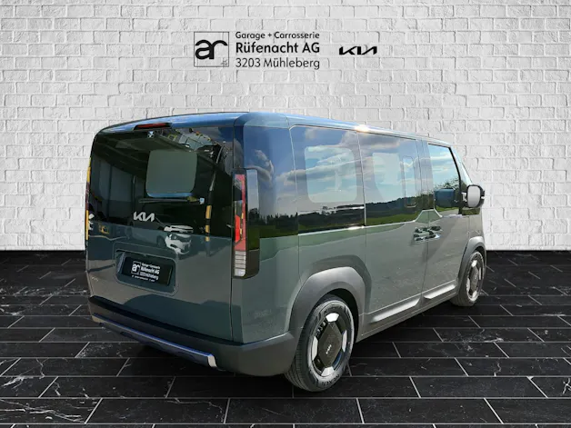 Kia PV5 Passenger 71.2 kWh Plus