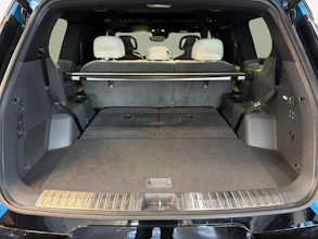 https://vehicle.imgix.net/4282599/591df863-bc07-477c-853f-df6e701cc60a.jpg