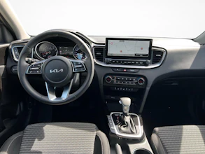 https://vehicle.imgix.net/4282610/84ab105e-9b68-434d-9aec-3d7daf7f482c.jpg