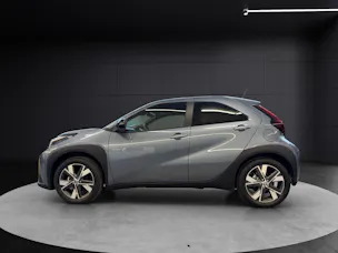 Toyota Aygo X 1.5 VVT-i HSD Trend