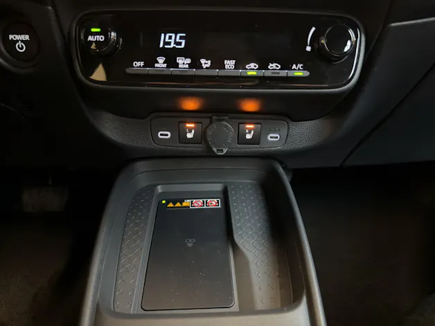 Toyota Aygo X 1.5 VVT-i HSD Trend