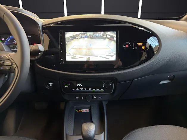 Toyota Aygo X 1.5 VVT-i HSD Trend