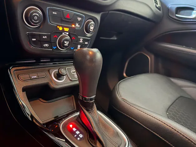 Jeep Compass 4x2 1.3 Turbo Night Eagle DKG