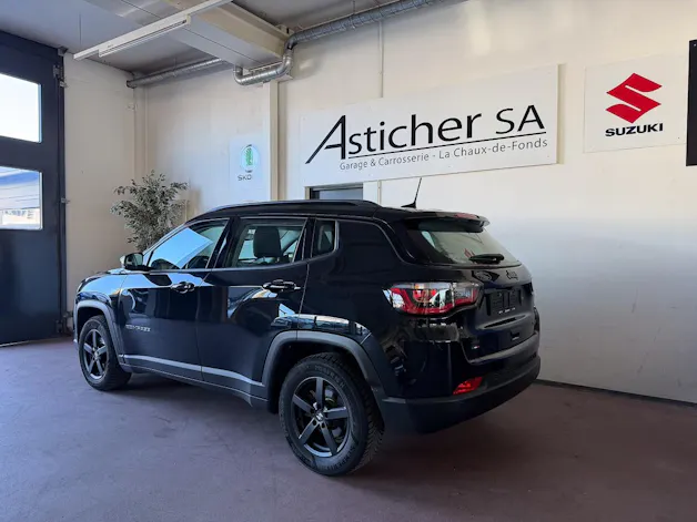 Jeep Compass 4x2 1.3 Turbo Night Eagle DKG