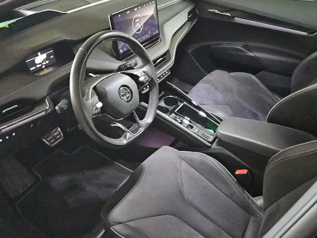 SKODA Enyaq iV 80 SportLine