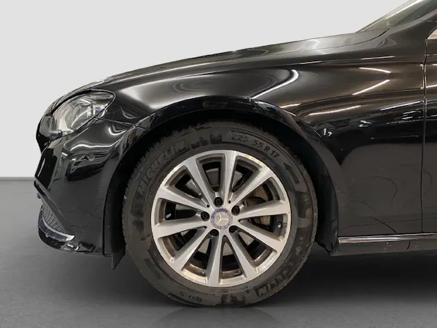 Mercedes-Benz E 220 d Avantgarde 4Matic Kombi