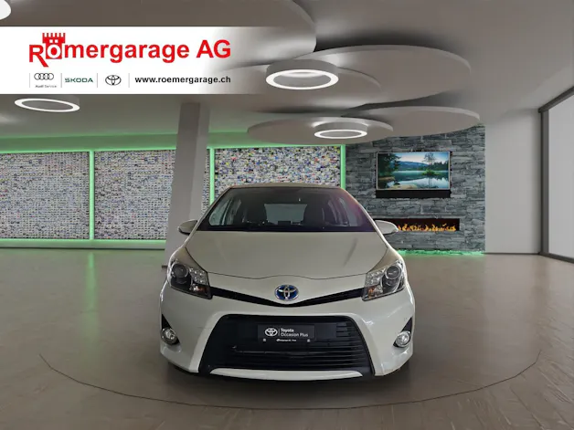 Toyota Yaris 1.5 VVT-i HSD Sol Premium