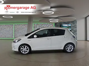 Toyota Yaris 1.5 VVT-i HSD Sol Premium