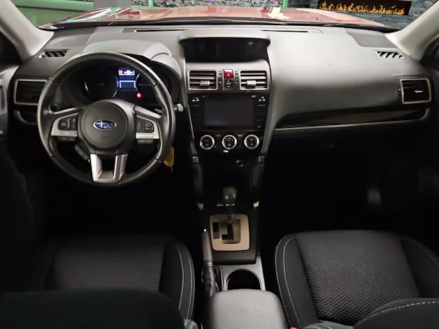 Subaru Forester Station 2.0 Swiss