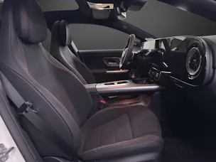 Mercedes-Benz CLA 220 4MATIC