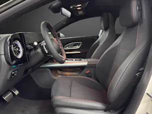 Mercedes-Benz CLA 220 4MATIC