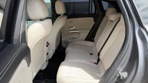 Mercedes-Benz GLA-Klasse H247 GLA 250 Progressive 4matic