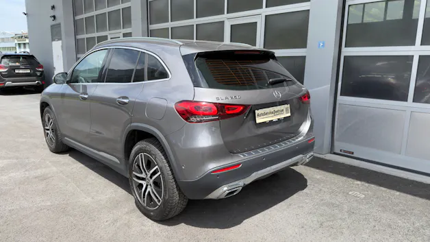 Mercedes-Benz GLA-Klasse H247 GLA 250 Progressive 4matic