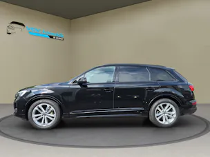 Audi Q7 55 TFSI S line quattro tiptronic / faceliftmodell