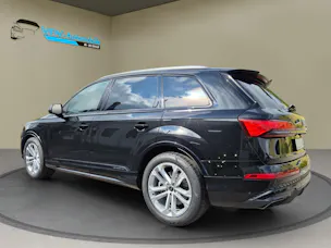 Audi Q7 55 TFSI S line quattro tiptronic / faceliftmodell
