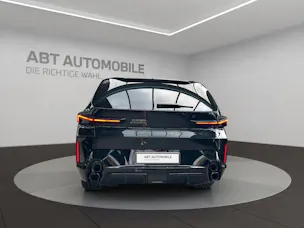 BMW XM Plug-in Hybrid