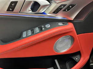 BMW XM Plug-in Hybrid
