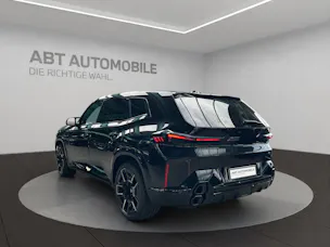 BMW XM Plug-in Hybrid