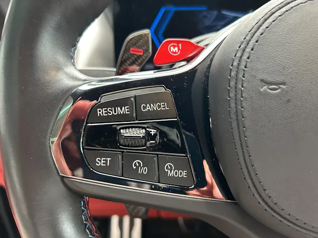 BMW XM Plug-in Hybrid