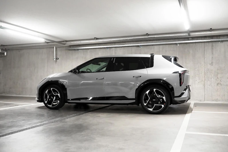 image du véhicule KIA EV4