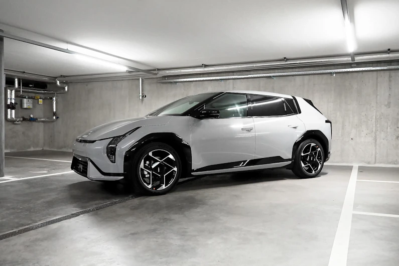 image du véhicule KIA EV4
