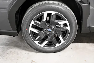 Subaru Forester Station 2.0i e-Boxer Swiss Plus