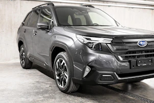 Fahrzeugbild SUBARU Forester Station 2.0i e-Boxer Swiss Plus