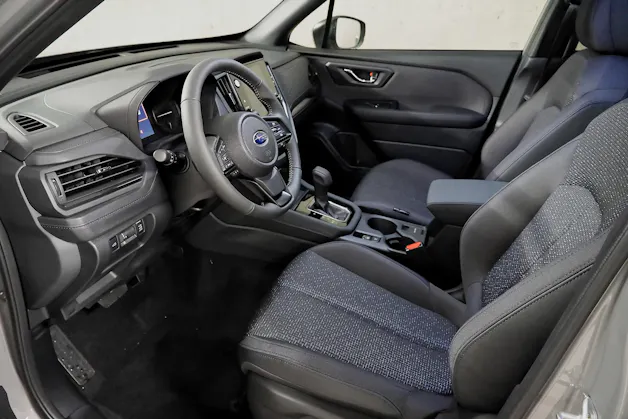 Subaru Forester Station 2.0i e-Boxer Swiss Plus