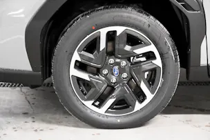 Subaru Forester Station 2.0i e-Boxer Swiss Plus
