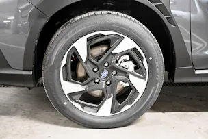 Subaru Crosstrek 2.0i e-Boxer Swiss Plus