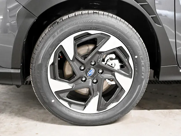 Subaru Crosstrek 2.0i e-Boxer Swiss Plus