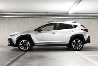 https://vehicle.imgix.net/4282930/3104ced3-39b9-42b1-a5ce-0f776794b723.jpg