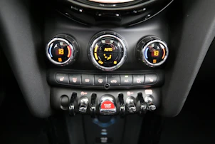 Fahrzeugbild MINI F55 1.5i Cooper