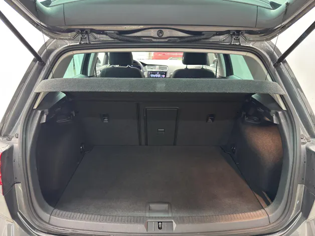 VW Golf VII e
