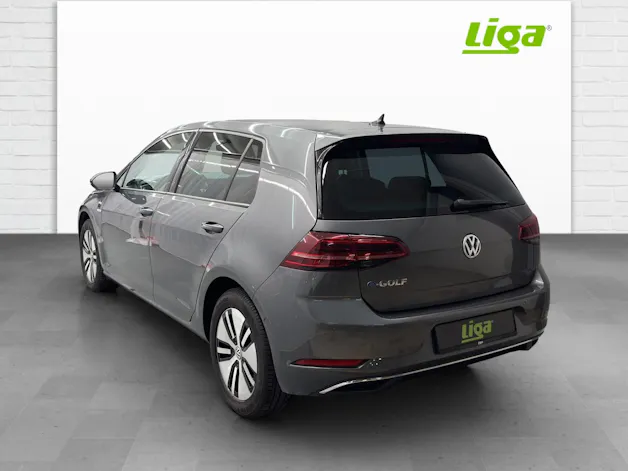 VW Golf VII e