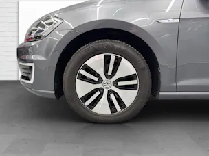 VW Golf VII e