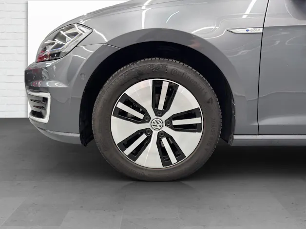 VW Golf VII e