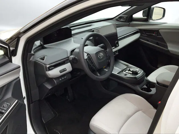 Toyota C-HR+ Premium AWD