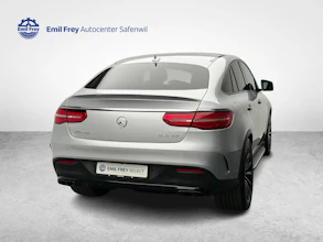 https://vehicle.imgix.net/4282988/950b6f48-654a-4ff7-8455-1ca6f49ce00b.jpg