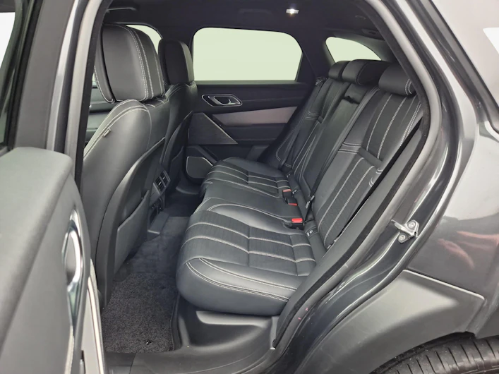 image du véhicule LAND ROVER RANGE ROVER VELAR