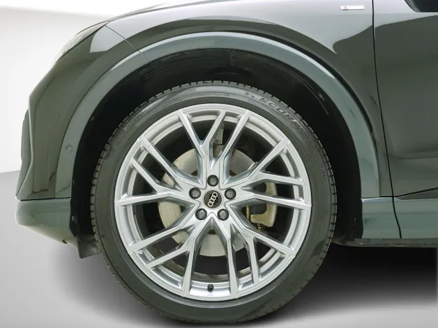 Audi Q4 e-tron Sportback 55 S line quattro