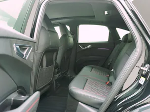 Audi Q4 e-tron Sportback 55 S line quattro