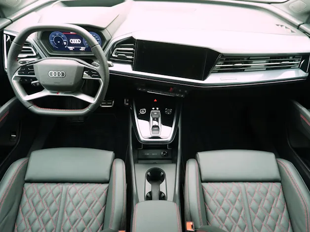 Audi Q4 e-tron Sportback 55 S line quattro