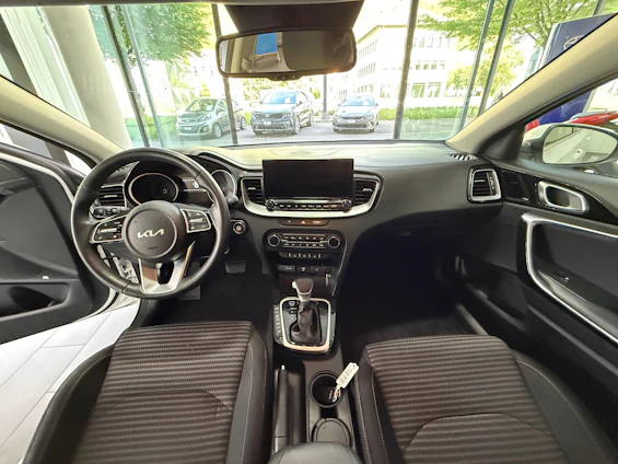 immagine del veicolo 10 immagine del veicolo 10