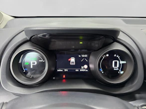 https://vehicle.imgix.net/4283044/9d19778e-6084-4b29-9a84-30dd18c0a8b7.jpg